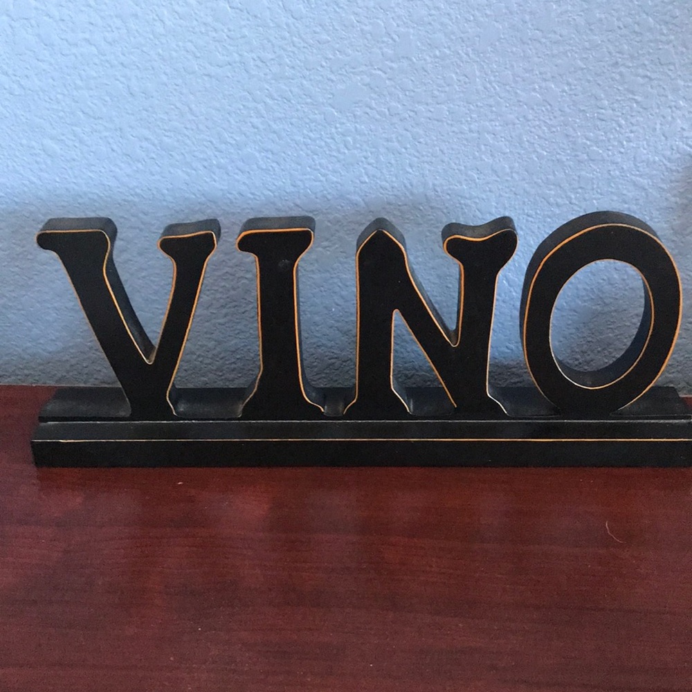VINO Sign